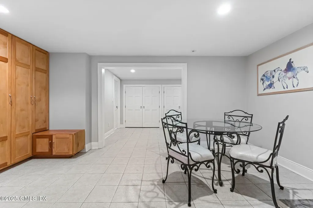 279 E Middle Patent Road Greenwich CT 06831