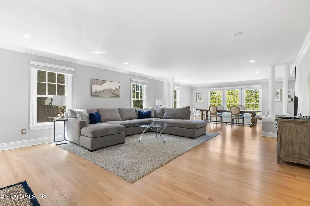 279 E Middle Patent Road Greenwich CT 06831