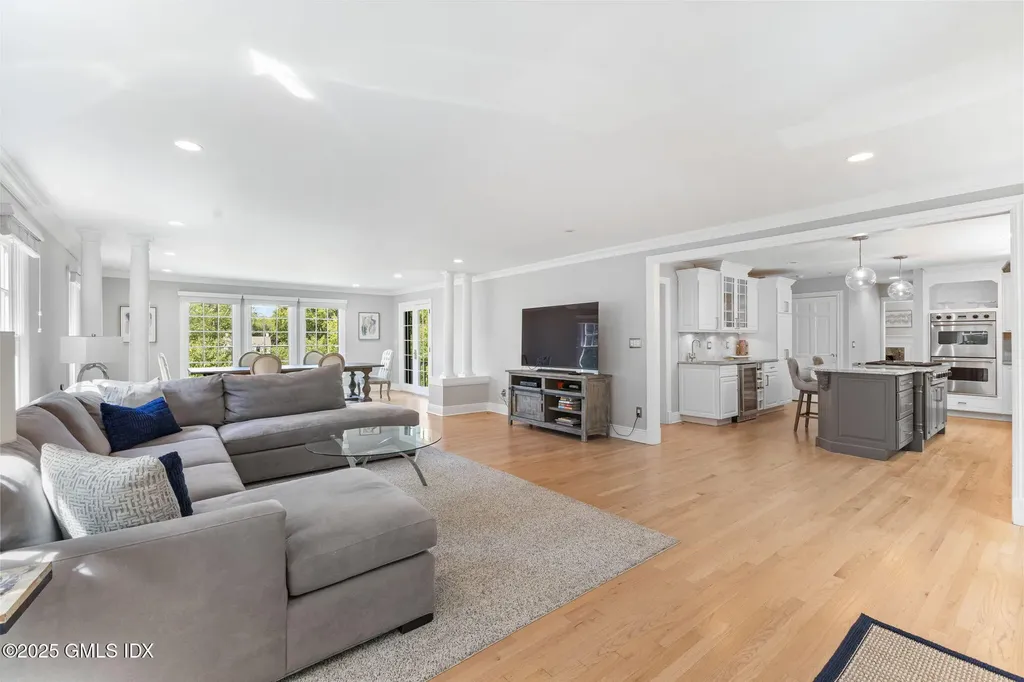 279 E Middle Patent Road Greenwich CT 06831