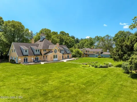 577 Round Hill Road Greenwich CT 06830