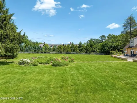 577 Round Hill Road Greenwich CT 06830