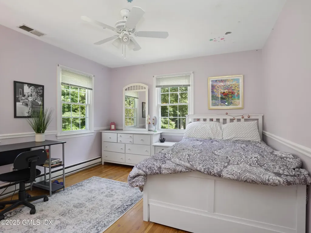 239 E Hunting Ridge Road Stamford CT 06903