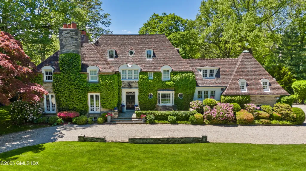105 Woodside Drive Greenwich CT 06830