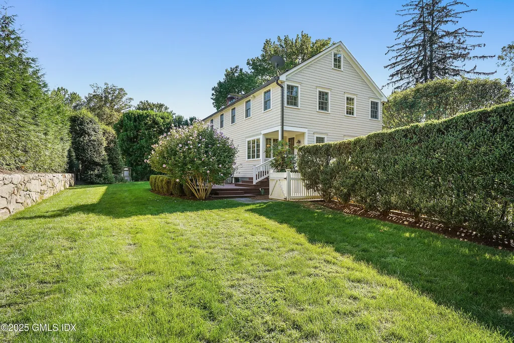 41 Winthrop Drive Riverside CT 06878