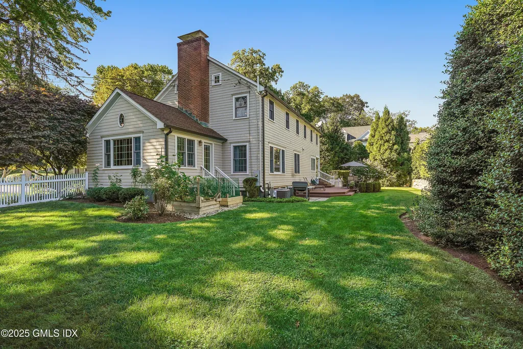 41 Winthrop Drive Riverside CT 06878