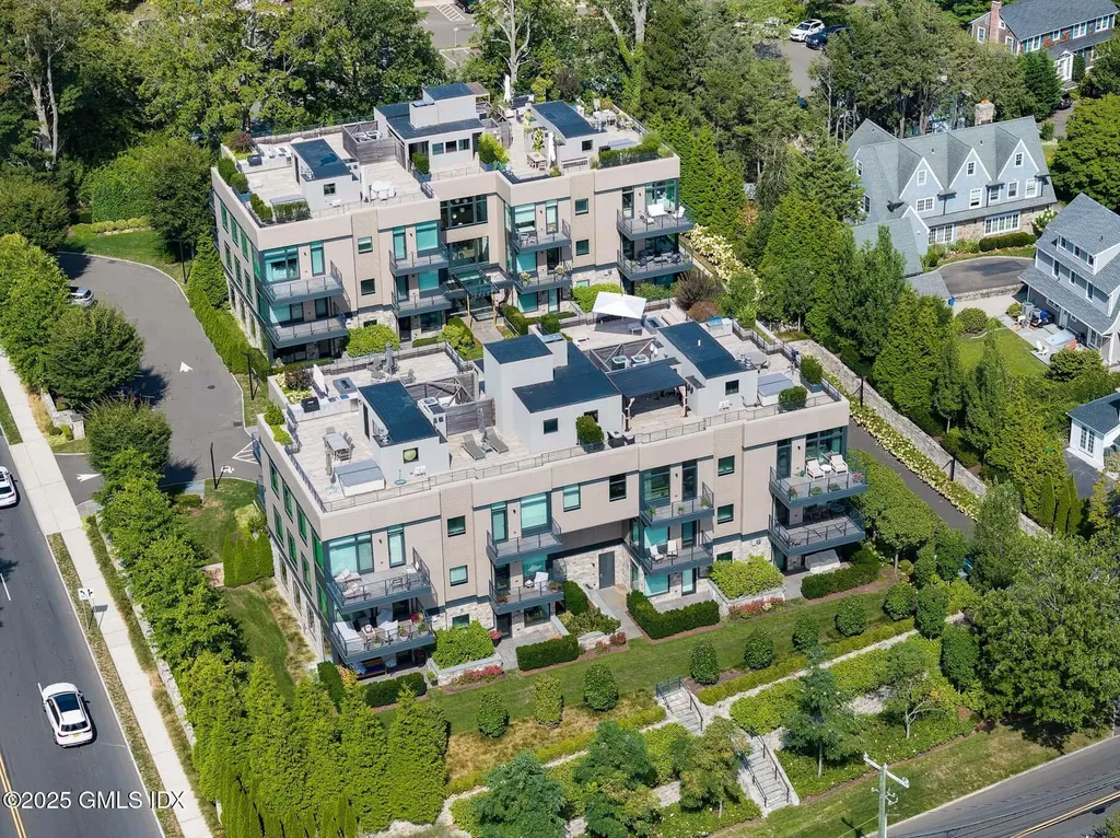 125 Field Point Road Greenwich CT 06830