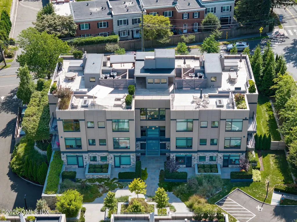 125 Field Point Road Greenwich CT 06830