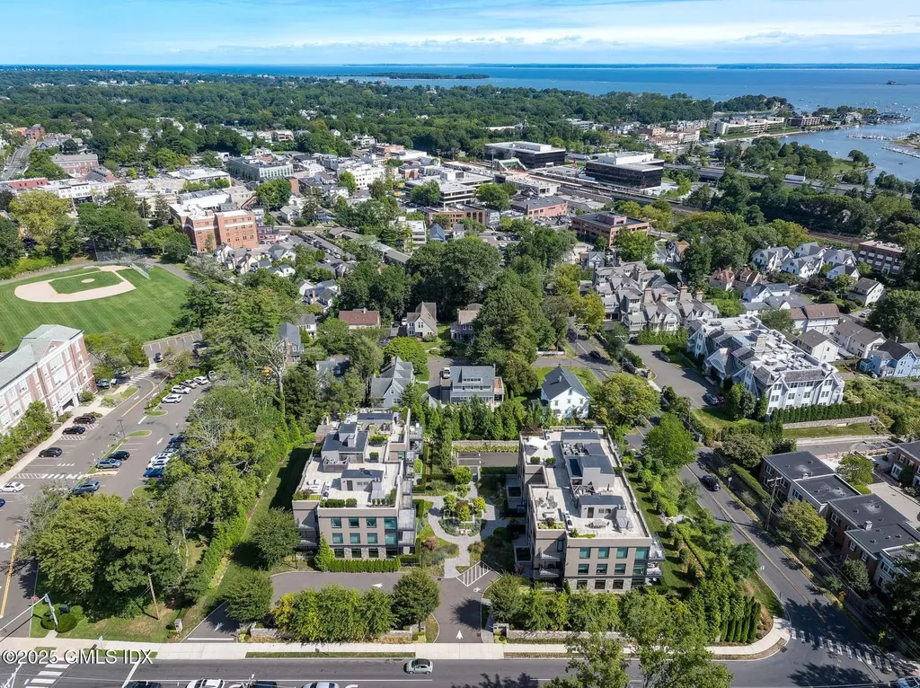 125 Field Point Road Greenwich CT 06830