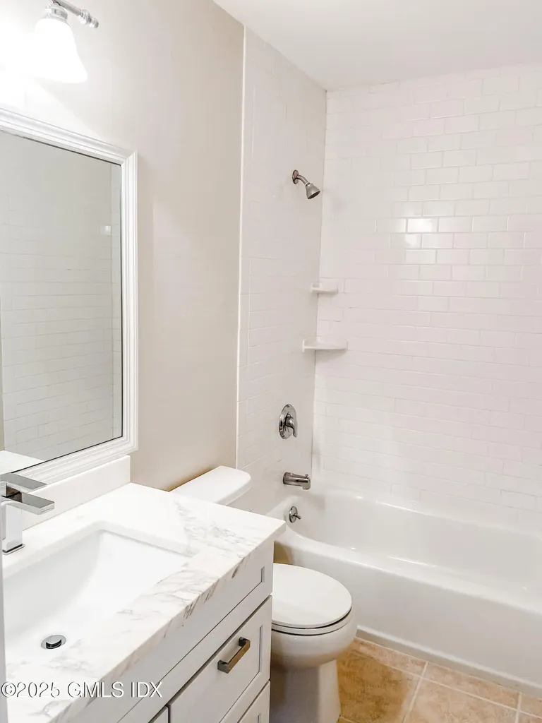 439 Glenbrook Road Stamford CT 06906