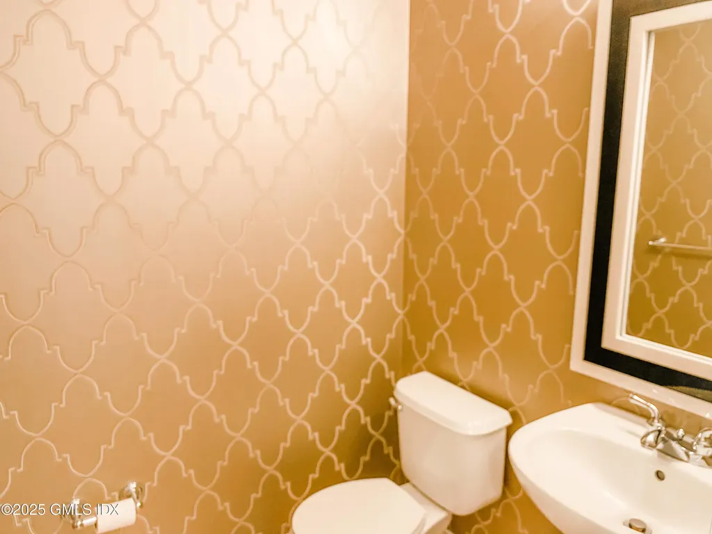 439 Glenbrook Road Stamford CT 06906