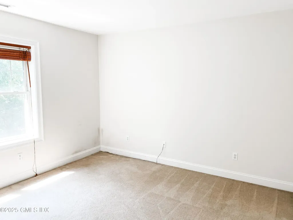 439 Glenbrook Road Stamford CT 06906