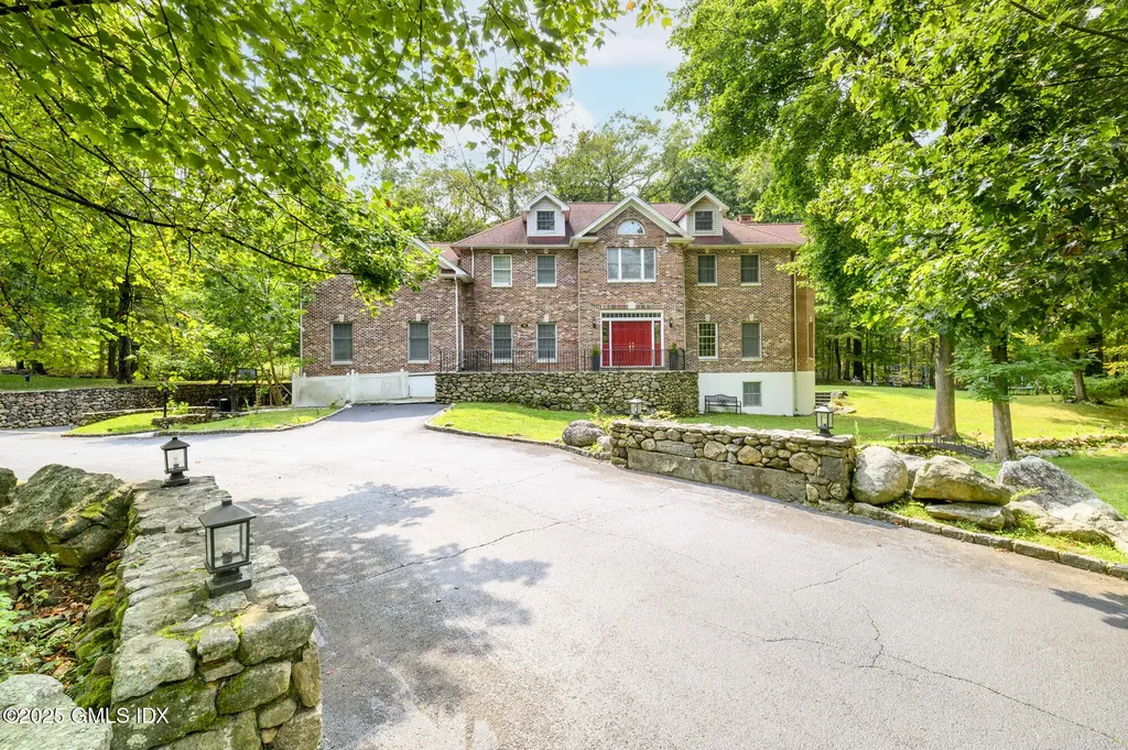 185 Interlaken Road Stamford CT 06903