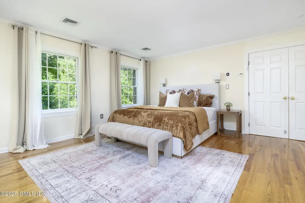 185 Interlaken Road Stamford CT 06903