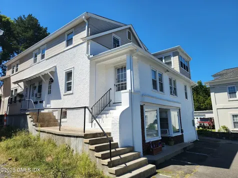 15 Scofield Street Cos Cob CT 06807