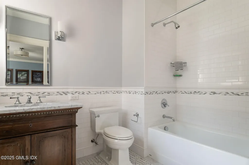 10 Birch Lane Greenwich CT 06830