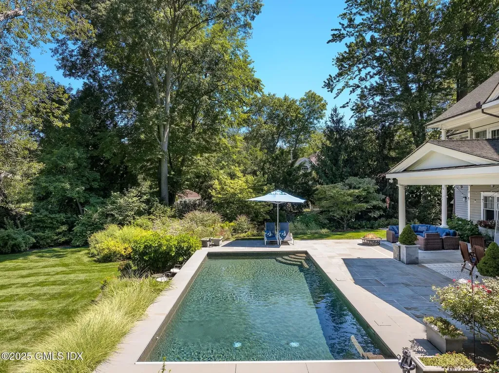 10 Birch Lane Greenwich CT 06830