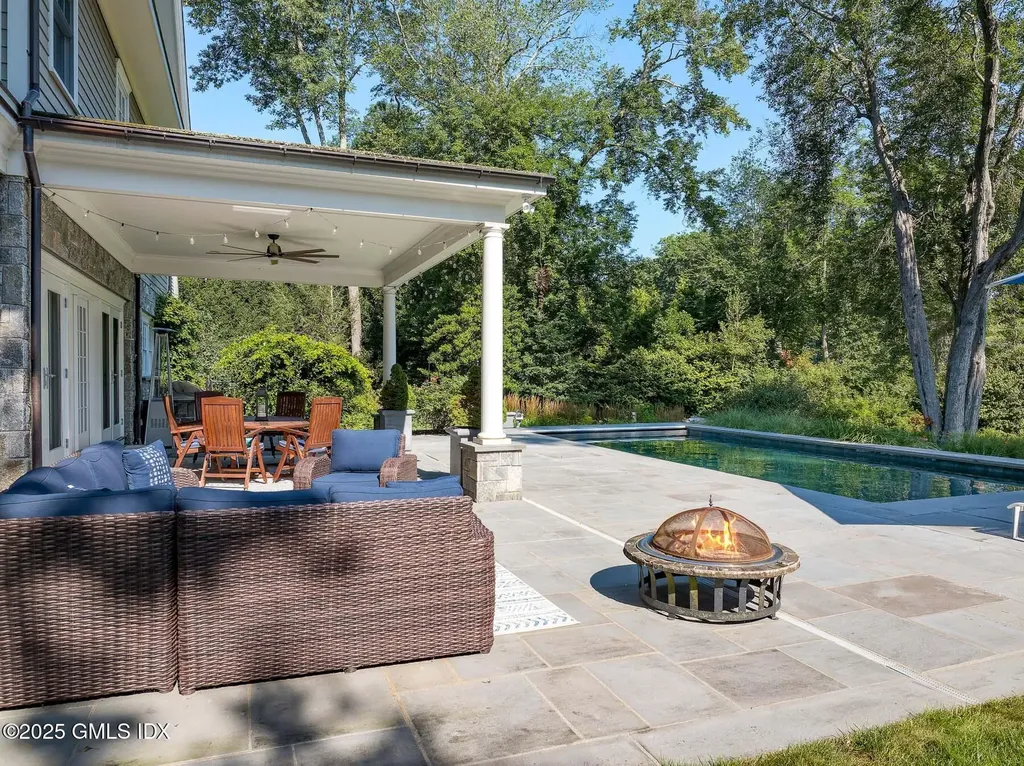 10 Birch Lane Greenwich CT 06830