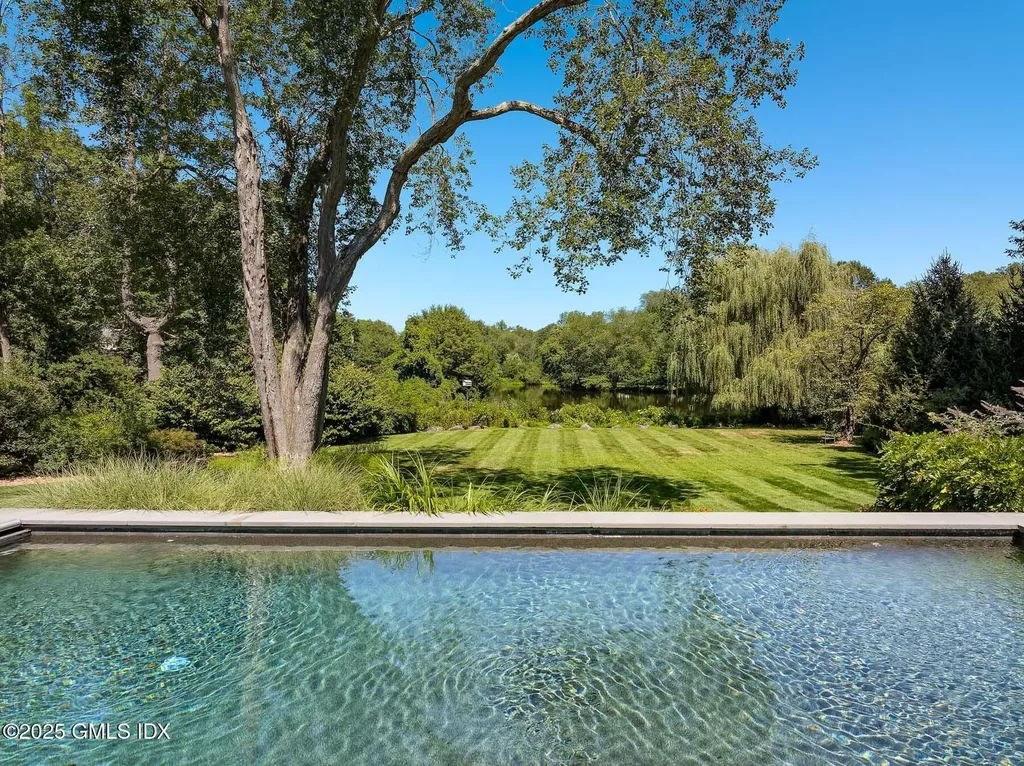 10 Birch Lane Greenwich CT 06830