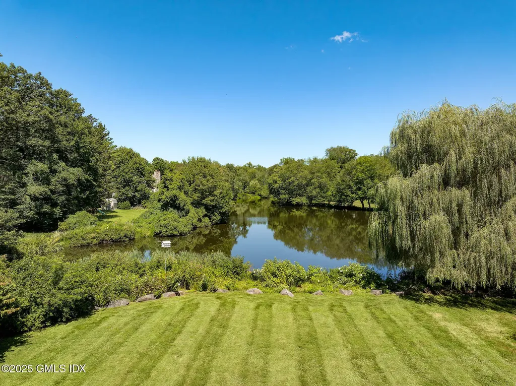 10 Birch Lane Greenwich CT 06830