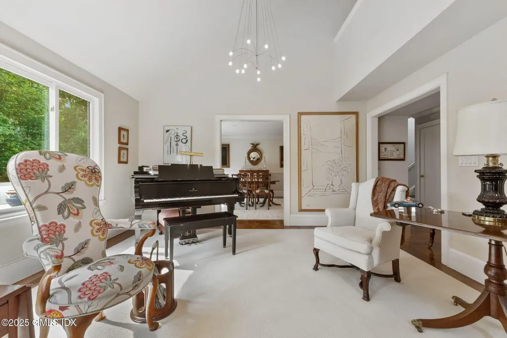 402 W Lyon Farm Drive Greenwich CT 06831