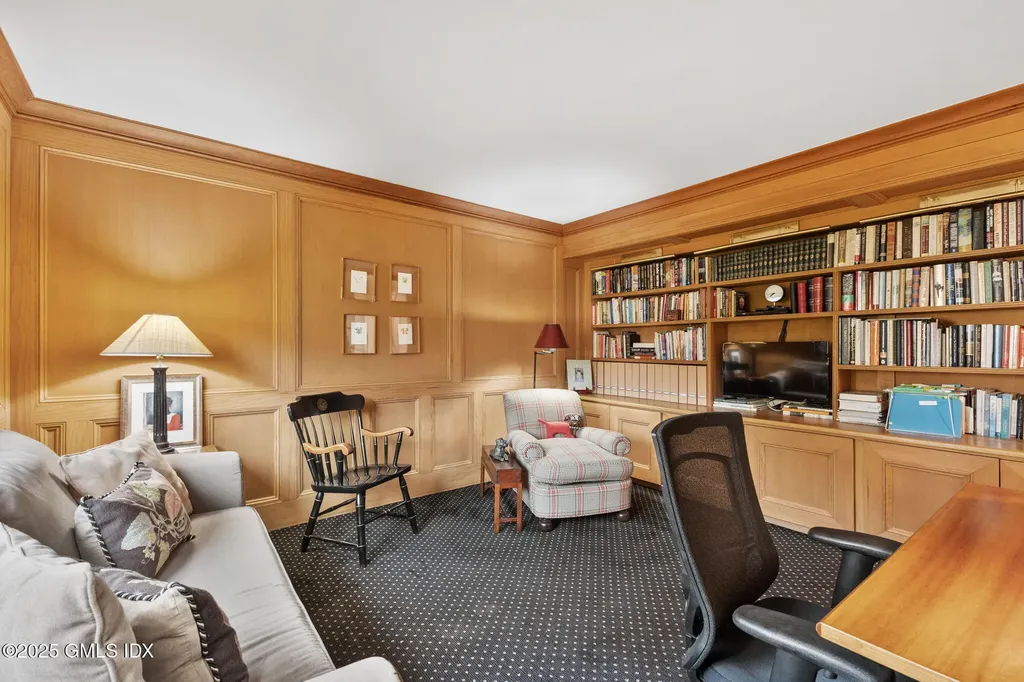 402 W Lyon Farm Drive Greenwich CT 06831