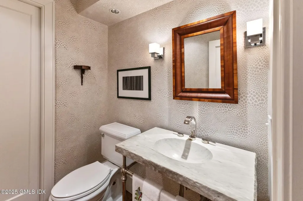 402 W Lyon Farm Drive Greenwich CT 06831