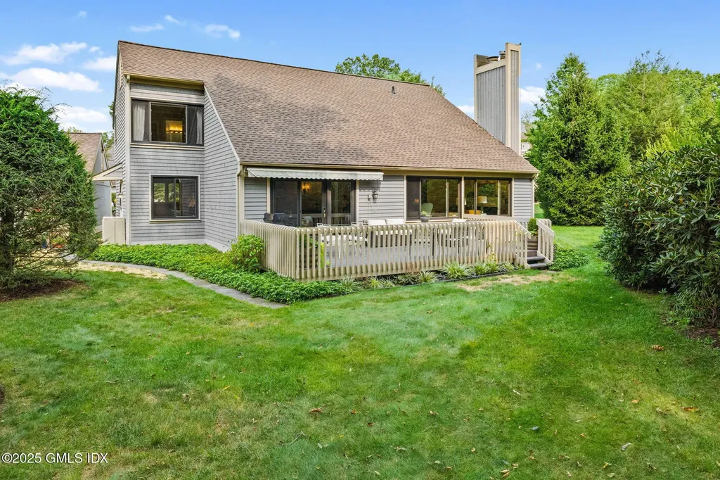 402 W Lyon Farm Drive Greenwich CT 06831