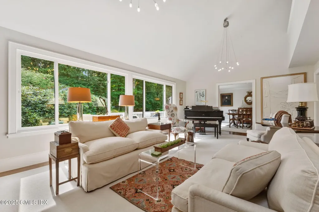 402 W Lyon Farm Drive Greenwich CT 06831