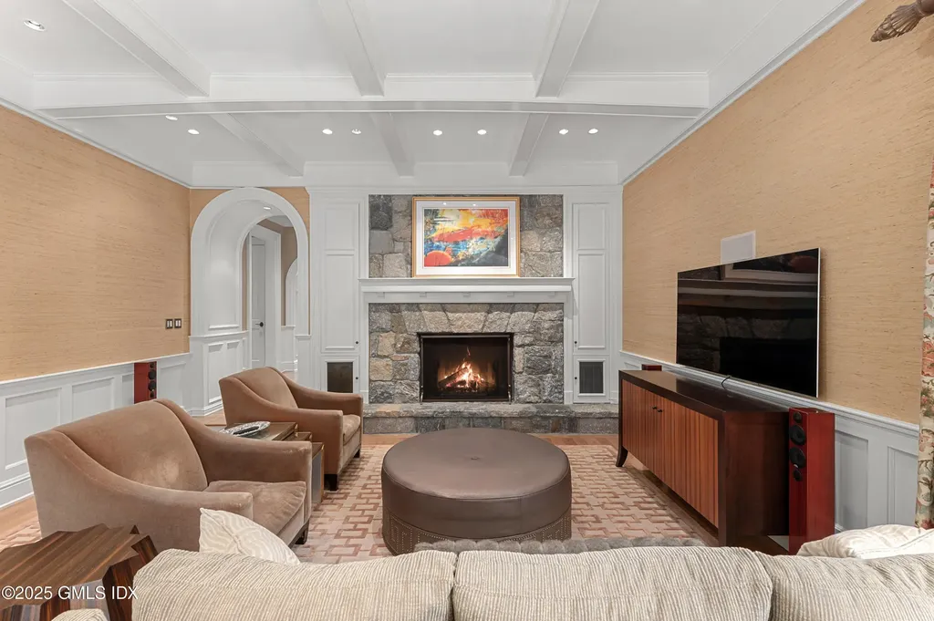 34 Dublin Hill Road Greenwich CT 06830