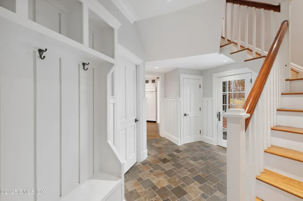 34 Dublin Hill Drive Greenwich CT 06830