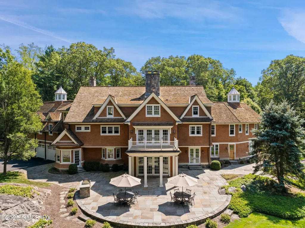 34 Dublin Hill Drive Greenwich CT 06830