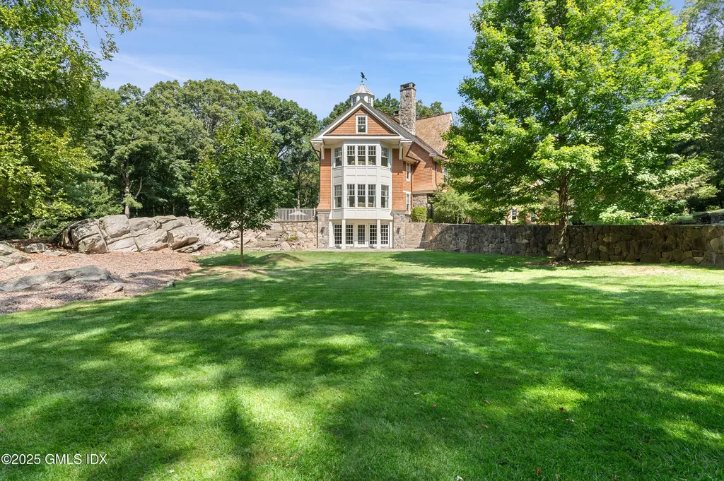 34 Dublin Hill Drive Greenwich CT 06830
