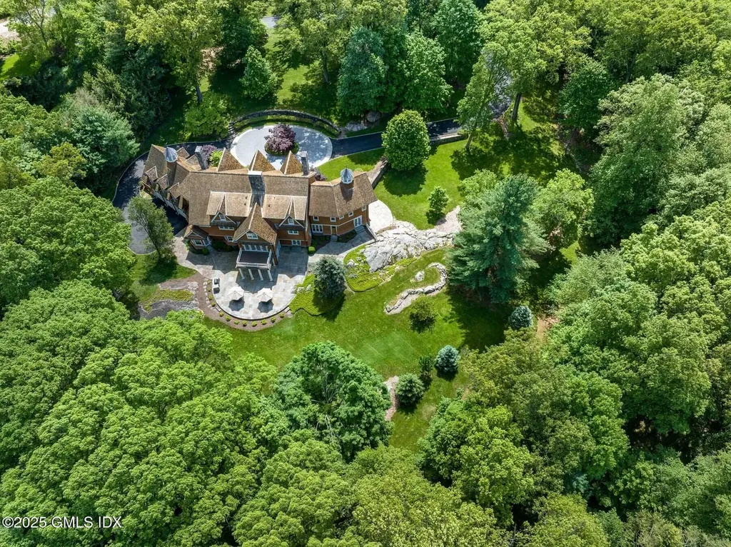 34 Dublin Hill Road Greenwich CT 06830