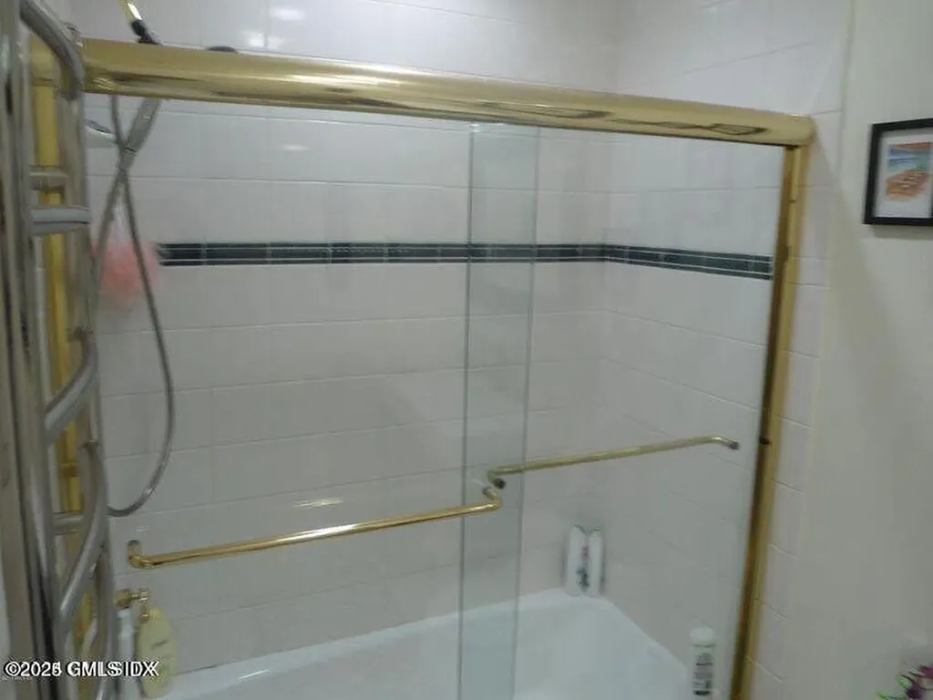 1465 E Putnam Avenue Old Greenwich CT 06870