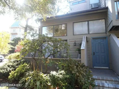 1465 E Putnam Avenue Old Greenwich CT 06870