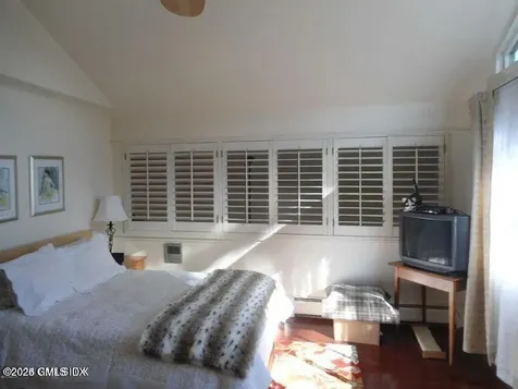 1465 E Putnam Avenue Old Greenwich CT 06870