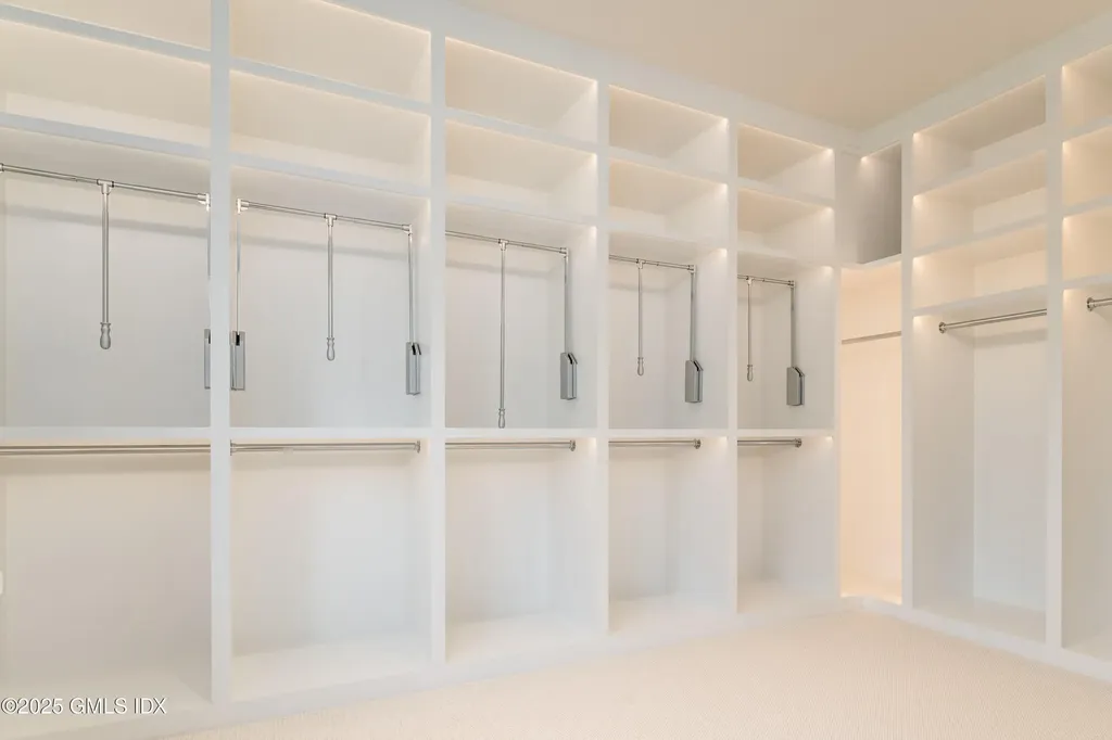 7 Parsonage Road Greenwich CT 06830