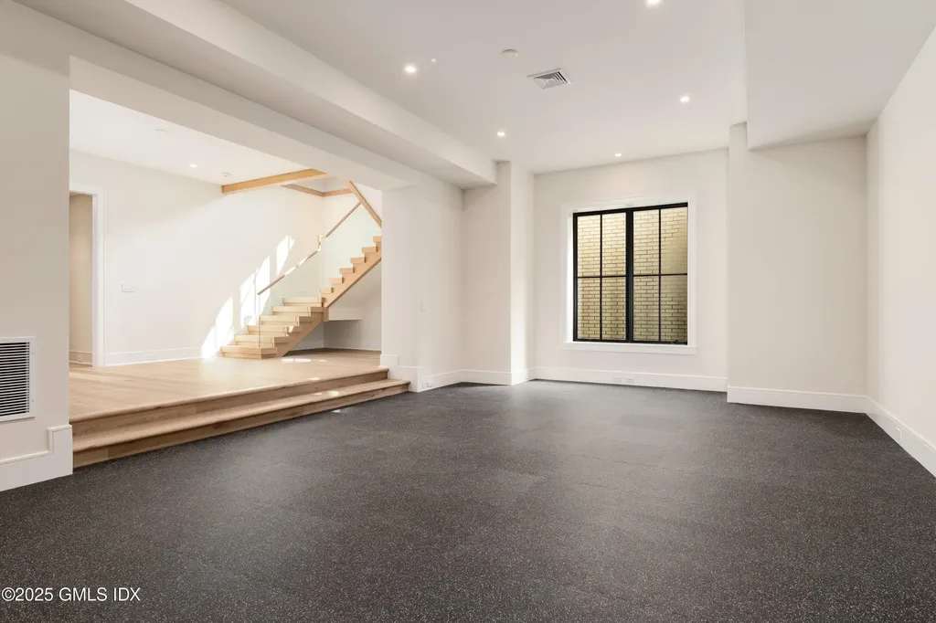 7 Parsonage Road Greenwich CT 06830