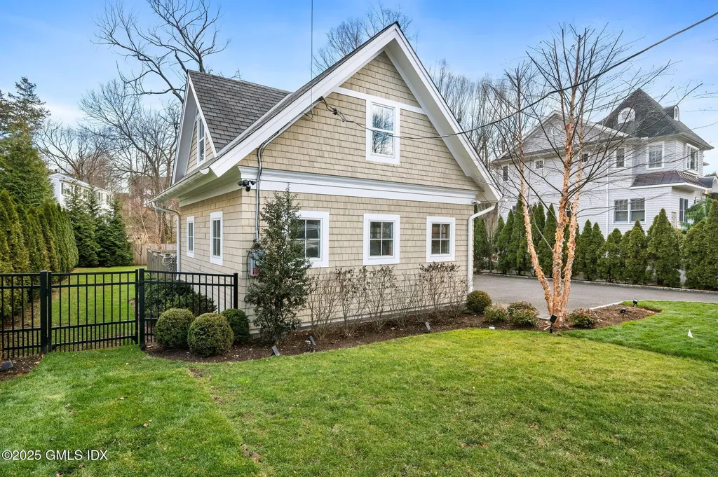 11 Valleywood Road Cos Cob CT 06807