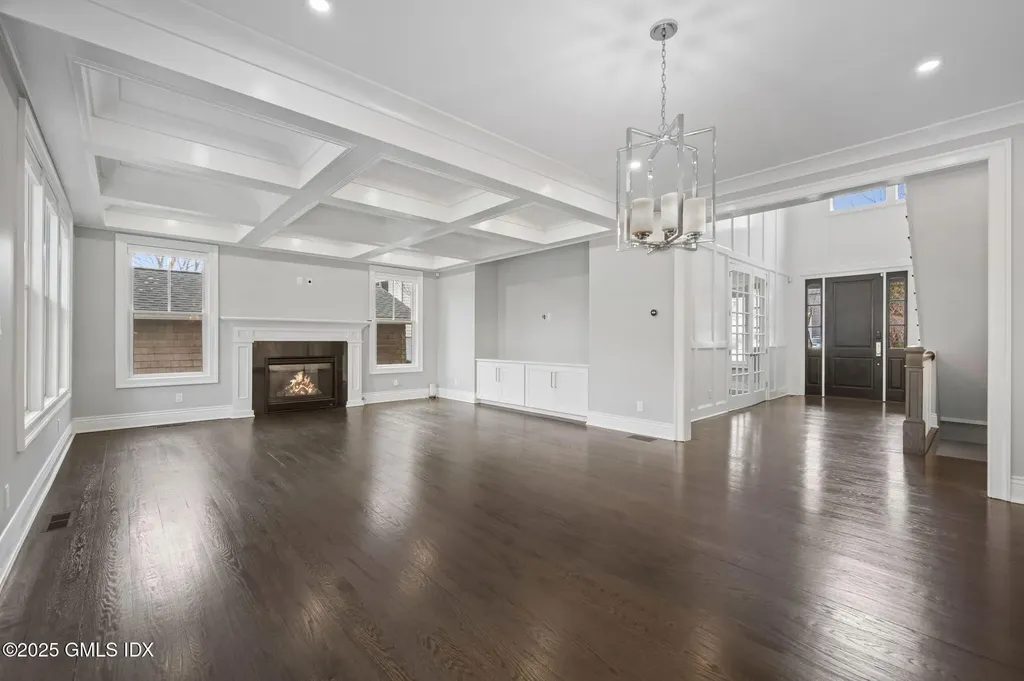 11 Valleywood Road Cos Cob CT 06807