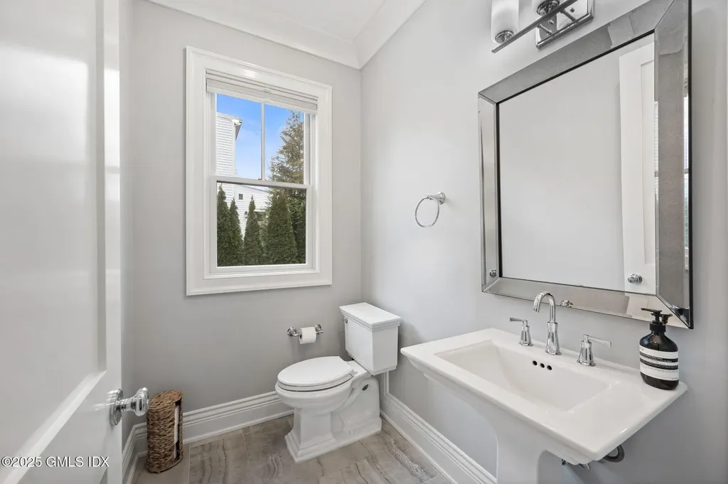 11 Valleywood Road Cos Cob CT 06807