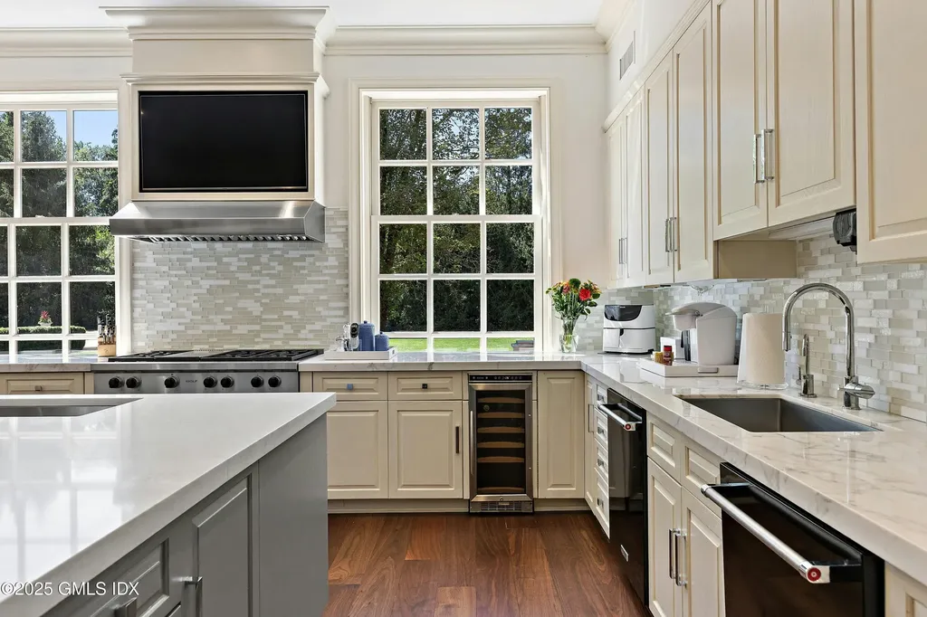 26 Andrews Farm Road Greenwich CT 06831