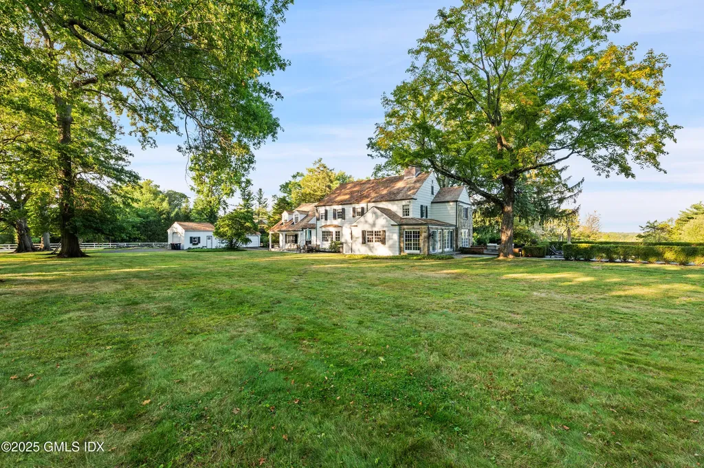 508 Round Hill Road Greenwich CT 06831