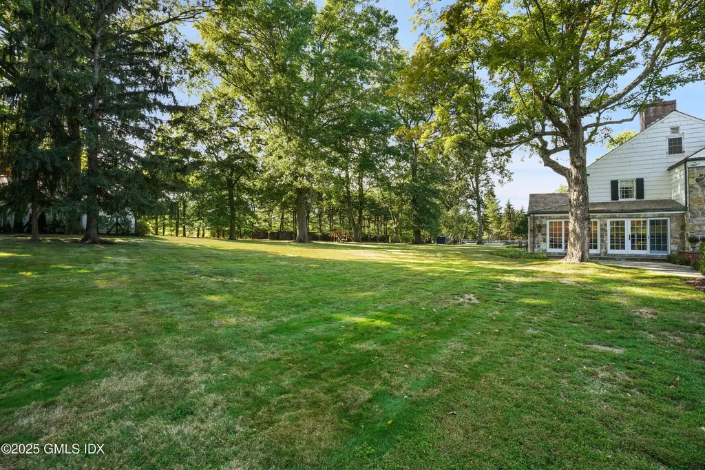 508 Round Hill Road Greenwich CT 06831