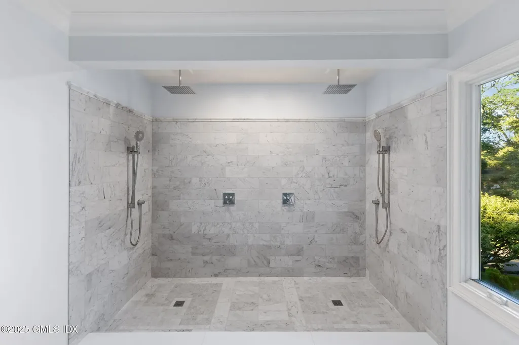 22 Carleton Street Greenwich CT 06830