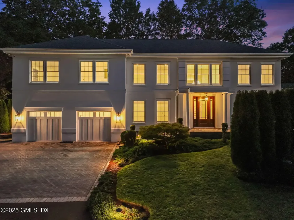 22 Carleton Street Greenwich CT 06830