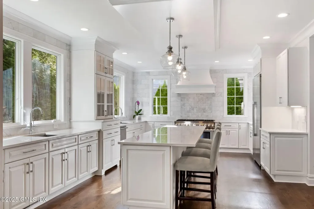 22 Carleton Street Greenwich CT 06830