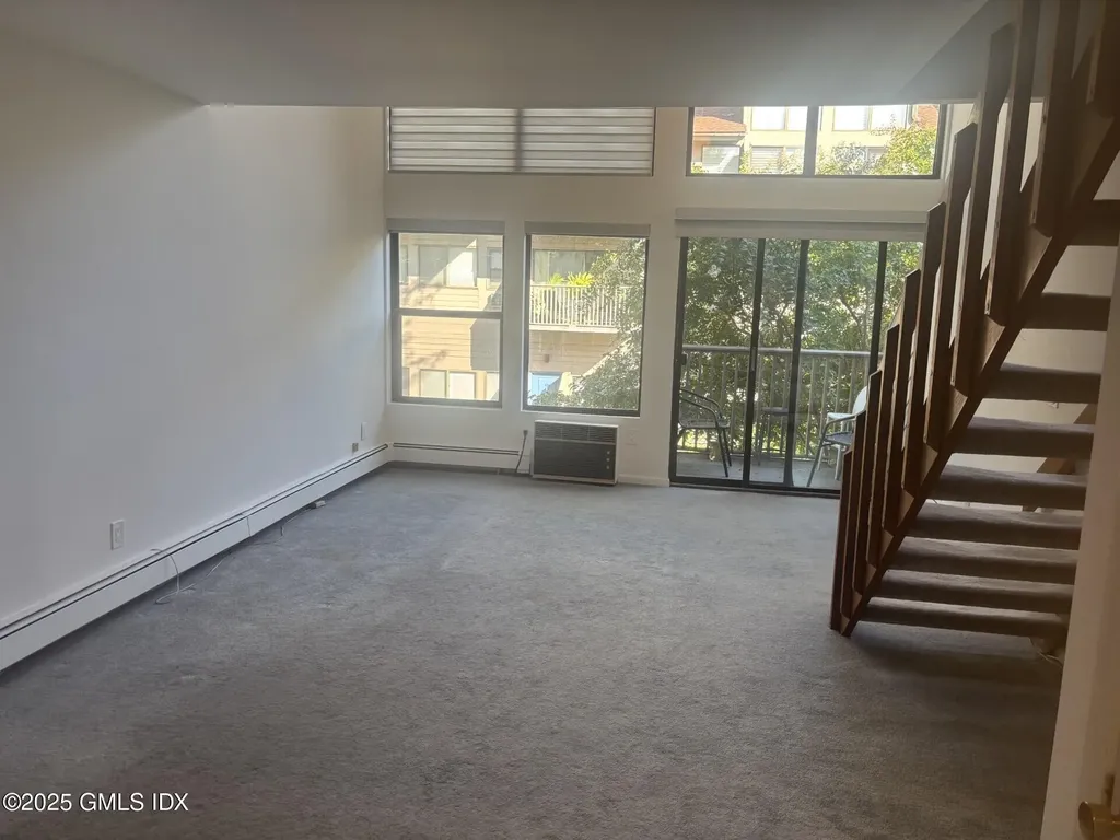 1465 E Putnam Avenue Old Greenwich CT 06870