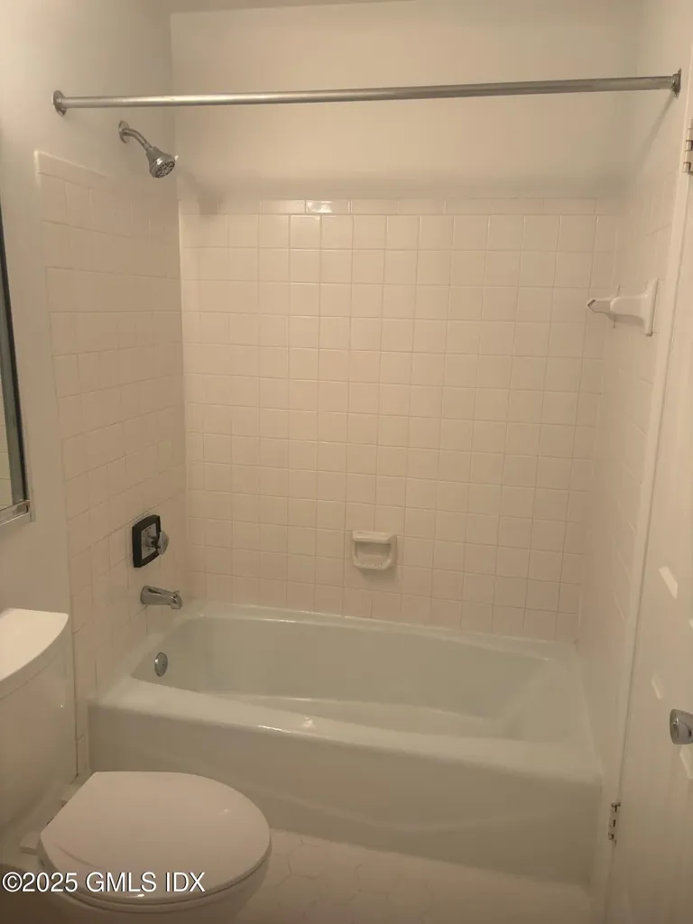 1465 E Putnam Avenue Old Greenwich CT 06870