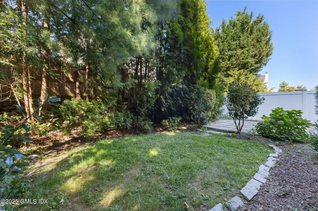 75 Ritch Avenue Greenwich CT 06830